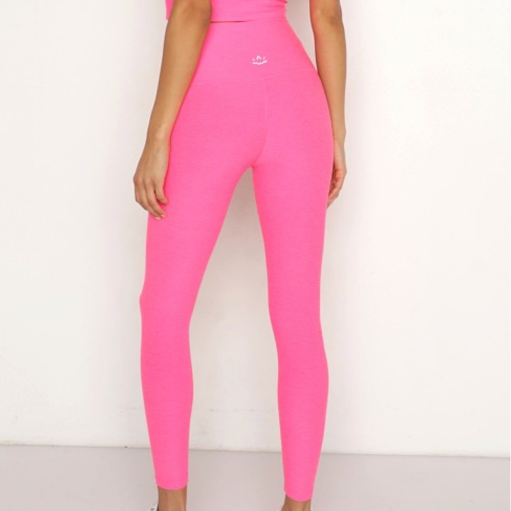 Beyond Yoga High Waisted Midi Legging in Electric Pink Heather, Small, Medium